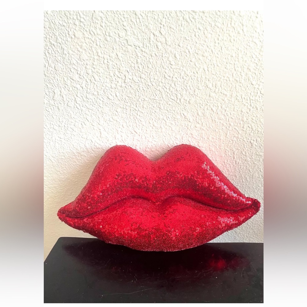 Red 3D Sequin Glitzy Lip Throw Pillow Decorative Pillows 18.5 x 10.5 x 3.5"